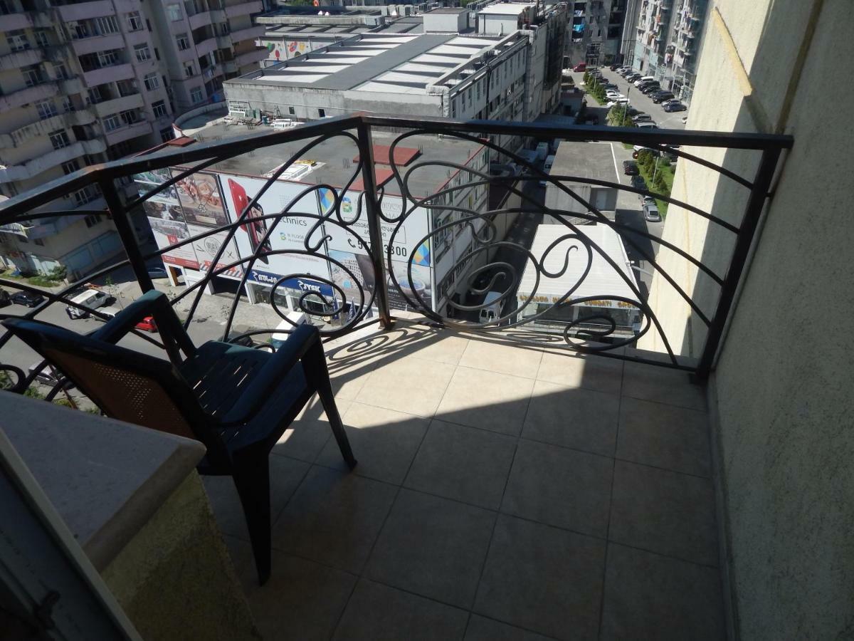 Apartment First Line From Sea Batumi Exterior foto